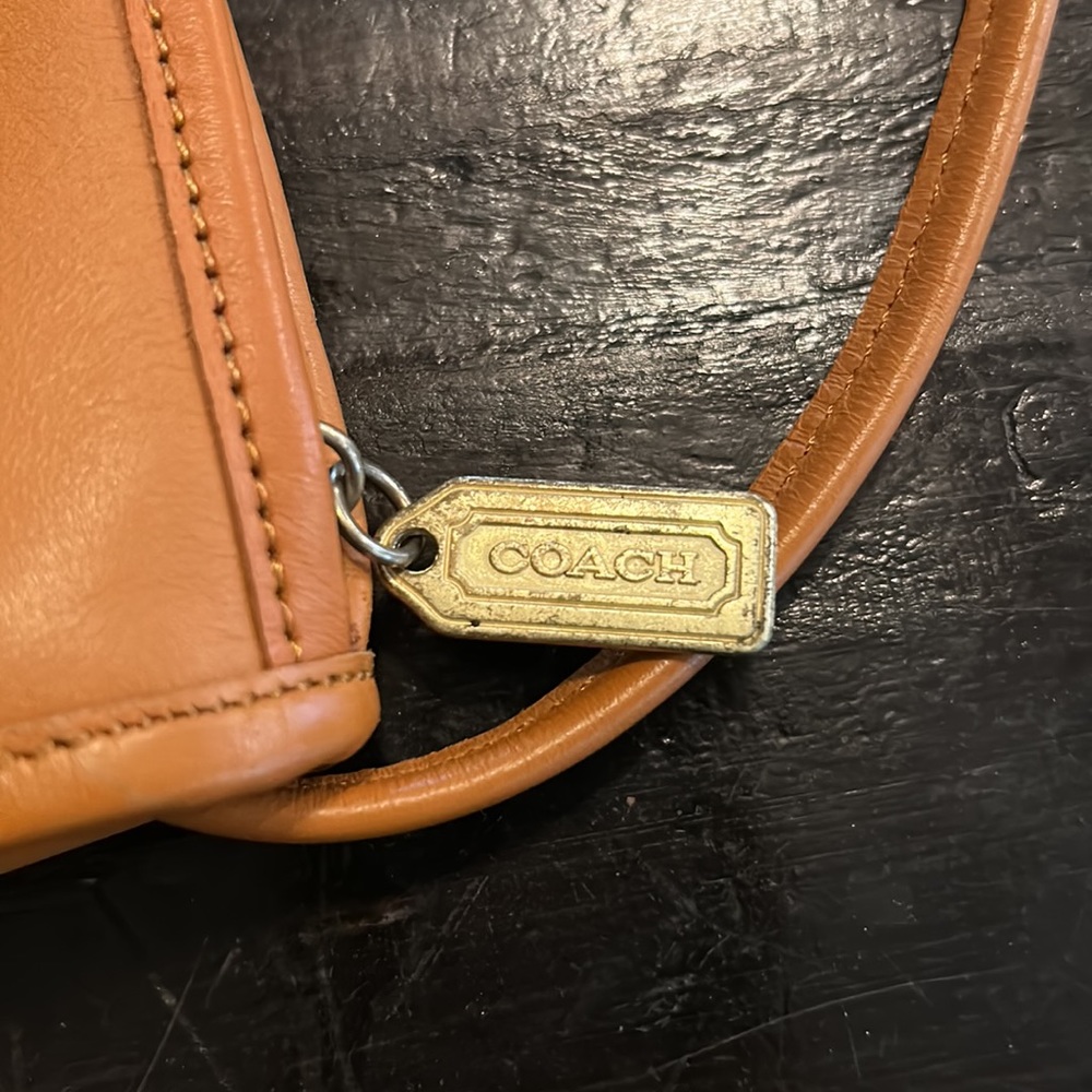 Vtg. Coach crossbody - Picture 12 of 12